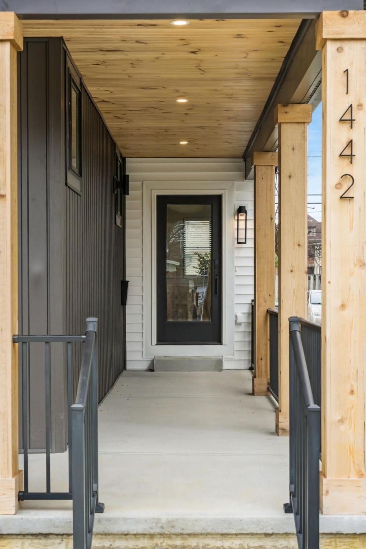 Luxury Escape 4br 3 Bath Oasis In Historic Old Town *