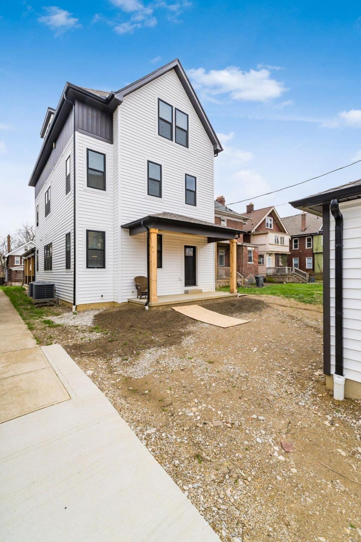 Luxury Escape 4br 3 Bath Oasis In Historic Old Town Apartament Columbus