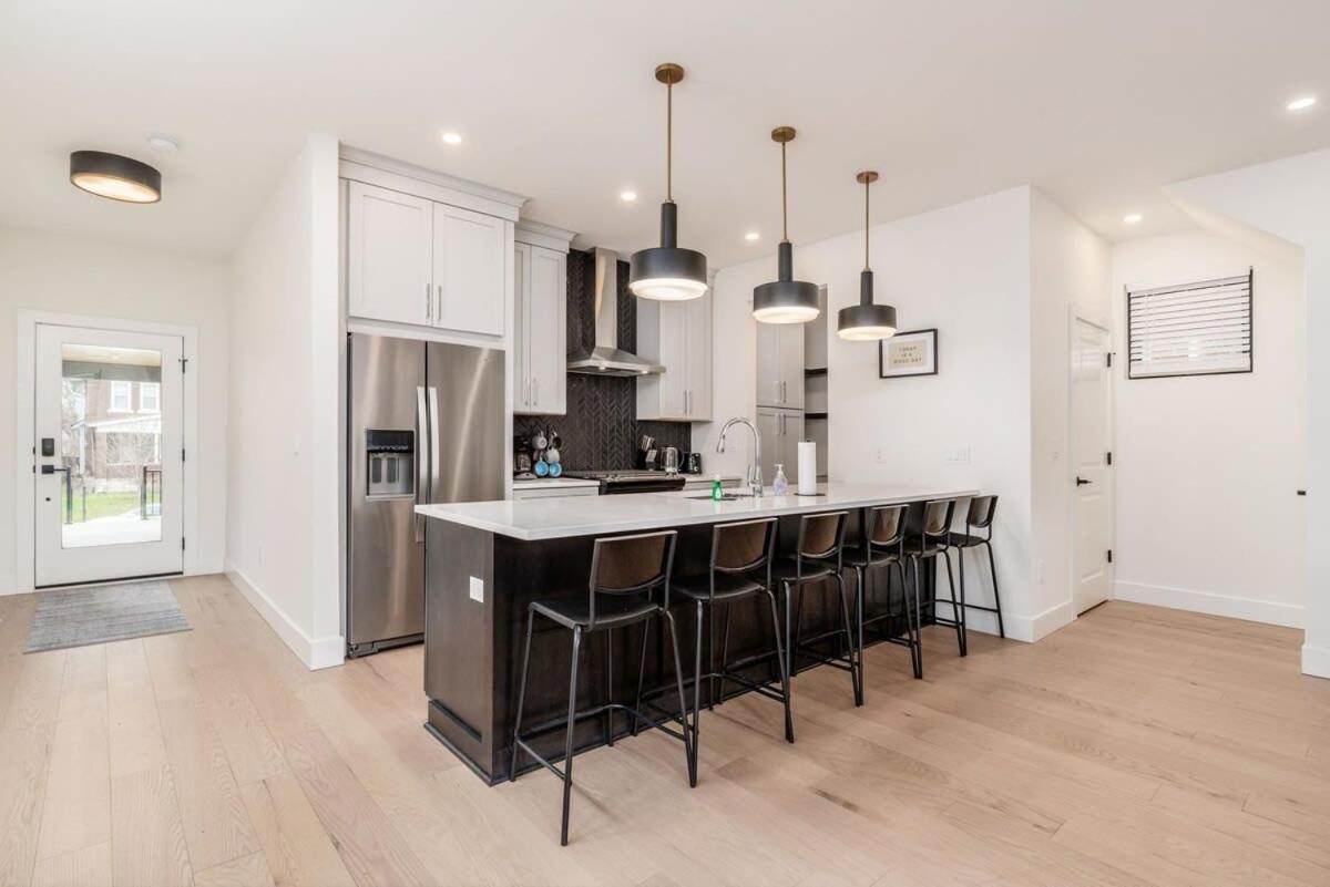 Luxury Escape 4br 3 Bath Oasis In Historic Old Town Columbus