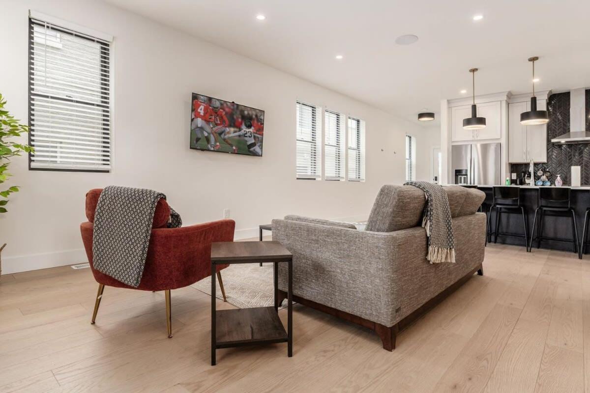 Apartament Luxury Escape 4br 3 Bath Oasis In Historic Old Town Columbus